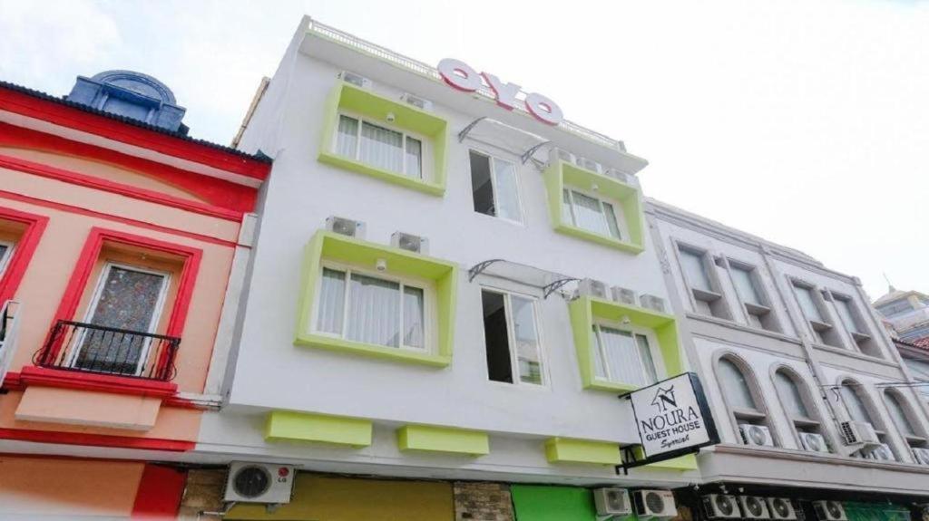 Noura Guest House Syariah مالانغ المظهر الخارجي الصورة
